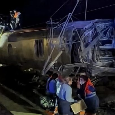 Acidente de trem de alta velocidade no sul da Espanha deixa sete mortos