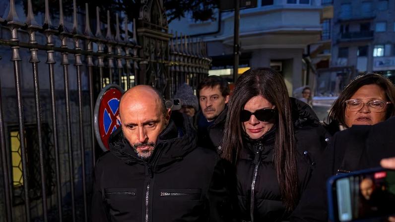 Bar owners questioned in Swiss fire investigation in Sion