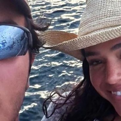 Bruna Marquezine posta foto com filho de Ivete Sangalo após viagem com Mendes