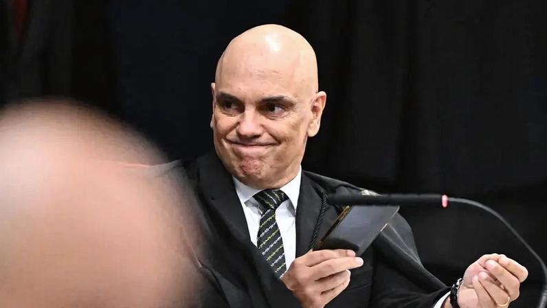 Moraes decide que, a exemplo de Michelle, filhos de Bolsonaro podem o visitar sem pedidos formais. (Foto: Andre Borges/EFE)