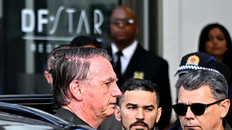 PF edita nota oficial para informar que aguardará aval do STF para encaminhar Bolsonaro ao DF Star. (Foto: Andre Borges/EFE)
