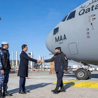 Avião do Qatar atinge iluminação de Milão durante chegada de equipe olímpica