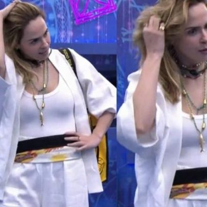 O que o ato de mexer no cabelo pode indicar, segundo a psicologia