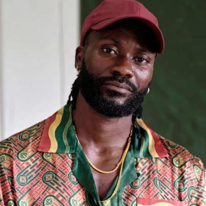 Exposição de Amoako Boafo estreia em Veneza na Bienal de 2026