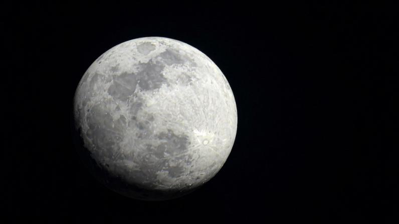 A Lua Cheia de Perigeu será vista no céu em 3 de janeiro de 2026, aparentando ser maior.