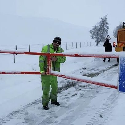 Avisos climáticos reduzidos após semana de neve intensa
