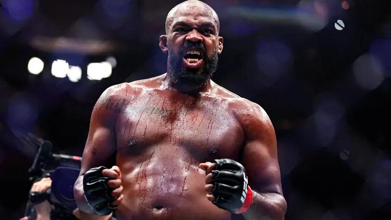 Jon Jones quer voltar da aposentadoria no UFC da Casa Branca (Foto: Sarah Stier/AFP)