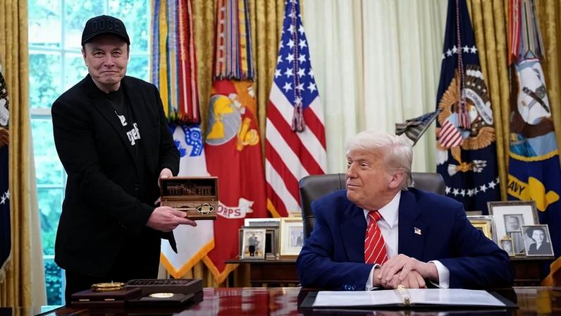 Trump quer articular uso da Starlink para estabelecer rede no Irã