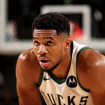 Giannis Antetokounmpo pede saída do Milwaukee Bucks, segundo jornalista