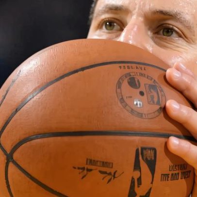 Quais jogadores da NBA mais vendem camisas no Brasil