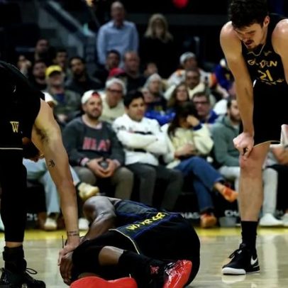 Jimmy Butler sofre lesão e fica fora da temporada da NBA