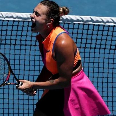 Sabalenka vence tie-breaks e avança no Australian Open com novo recorde