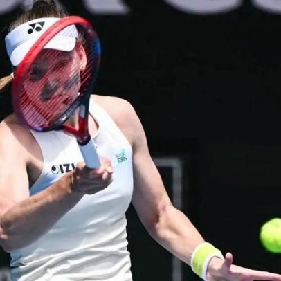 Rybakina volta à semifinal do Australian Open sem ceder sets