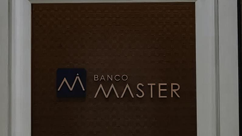 Fachada do Banco Master na cidade de São Paulo