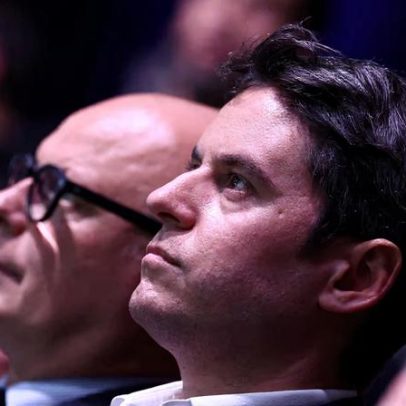 Ex-primeiros-ministros franceses Philippe e Attal apoiam centristas diz pesquisa