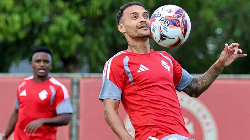 Alan Patrick estreia em 2026 (Foto: Ricardo Duarte/SC Internacional)