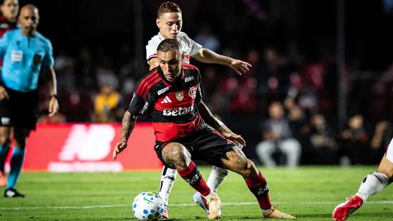 São Paulo e Flamengo estreiam no Brasileirão no Morumbis (Foto: REBECA SCHUMACKER/Gazeta Press)