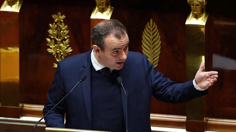 French parliament debates and votes two no-confidence motions against the French government