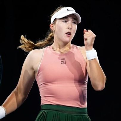 Andreeva vence duelo de jovens e encara Shnaider na semifinal de Adelaide