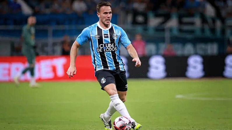 Arthur em Grêmio x São Luiz, pelo Campeonato Gaúcho 2026. Foto: Maxi Franzoi/Agif/Gazeta Press