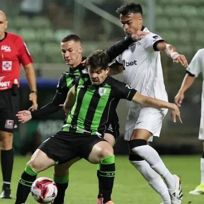 América-MG e Atlético-MG empatam jogo agitado com confusão