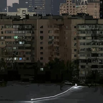 Quase 60% de Kyiv fica sem energia após ataques russos à rede elétrica
