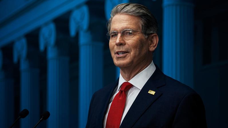 Bessent diz que remessas internacionais são aceitáveis com prova de origem dos fundos