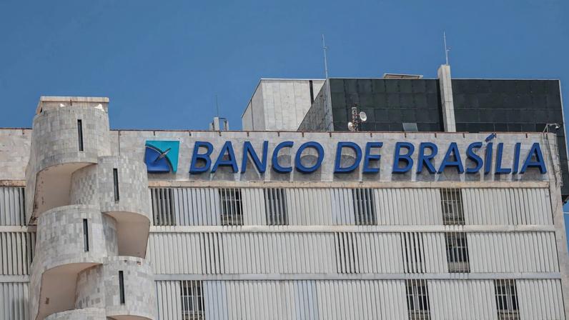 Banco de Brasília (BRB) pode precisar de aporte do governo do Distrito Federal em razão de prejuízo com Banco MasterO acordo previa que o BRB, uma sociedade de capital e controlada majoritariamente pelo Governo do Distrito Federal (GDF). (Foto: Joédson Alves/Agência Brasil)