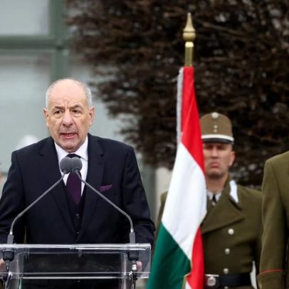 Presidente húngaro fixa 12 de abril como data da eleição parlamentar