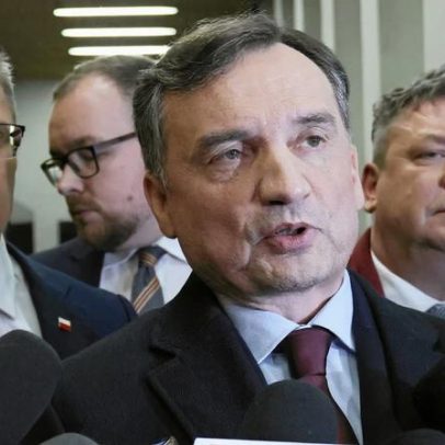 Ex-ministro polonês Ziobro afirma ter obtido asilo na Hungria