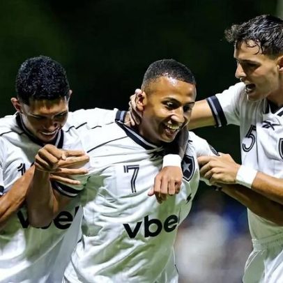 Mesmo com a derrota, Raul elogia base do Botafogo