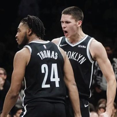 Bucks buscam troca por jogadores de Nets e Mavericks
