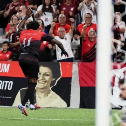 Athletico vence Operário-PR com gol inusitado no Paranaense