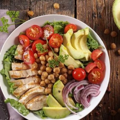 Jantar saudável: 7 receitas sem ovo com alto teor de proteína