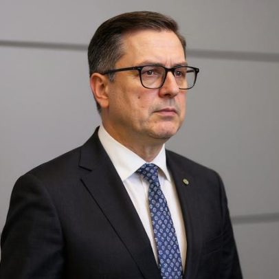 Rússia por trás do ataque cibernético ao sistema elétrico da Polônia, diz premiê