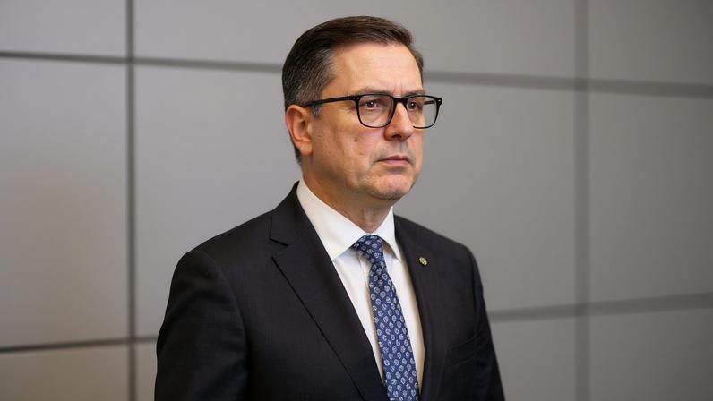 Newly appointed Polish Minister of Energy, Milosz Motyka, attends a government reshuffle announcement in Warsaw, Poland, July 23, 2025. REUTERS/Kuba Stezycki