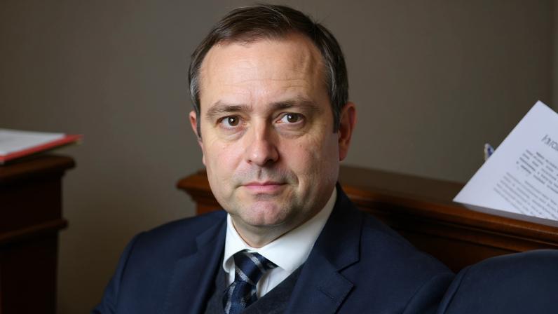 Negociações orçamentárias da França recomeçam; Lecornu encara dilema político