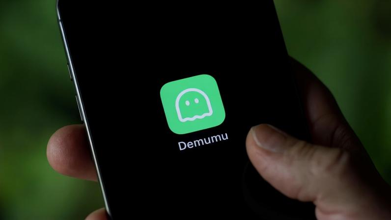 Aplicativo chinês para solteiros com a pergunta Are you dead? viraliza