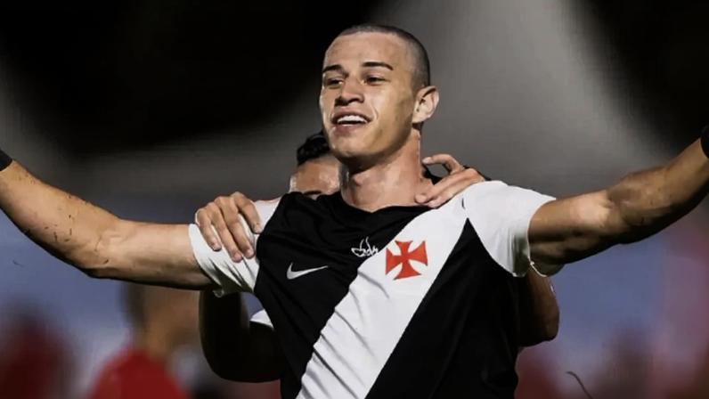 Bruno Lopes comemora o segundo gol do Vasco na partida de estreia da Copinha contra o Velo Clube (Foto: Vinicius Gentil/Vasco)