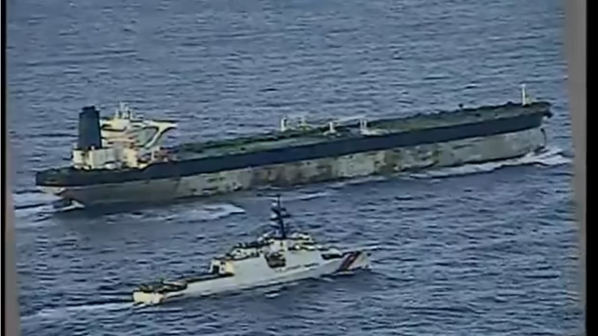 EUA divulgam vídeo de apreensão de petroleiro ligado à Venezuela no Atlântico