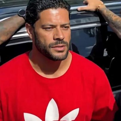 Torcedores interrompem jogadores do Atlético-MG em protesto