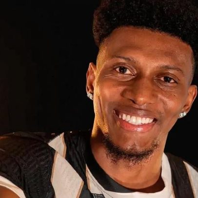Mateo Cassierra é apresentado como novo atacante do Atlético-MG