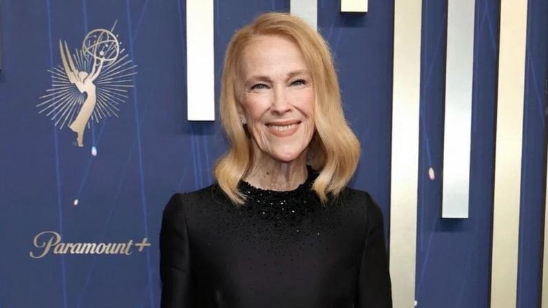 Catherine O’Hara na 77ª edição do Primetime Emmy Awards, em setembro de 2025