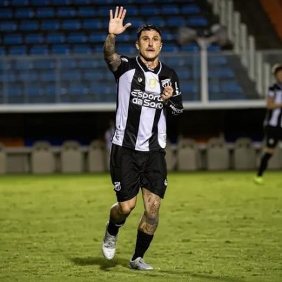 Vina se emociona ao falar da queda do Ceará e pede desculpas