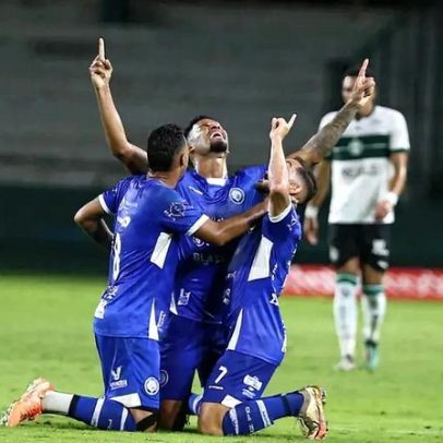Coritiba estreia perdendo para o Foz do Iguaçu no Paranaense