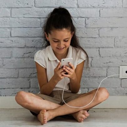 Férias: como proteger crianças de riscos elétricos