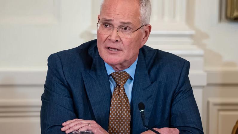 CEO da Exxon revela posição sobre Venezuela e oposição a Trump é testada