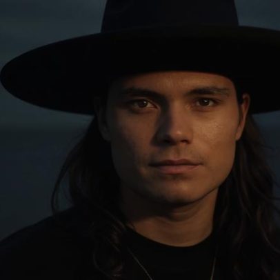 Blaine Bailey retoma cultura nativa