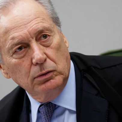 Ministro da Justiça diz a assessores e ao Planalto que deixará o cargo