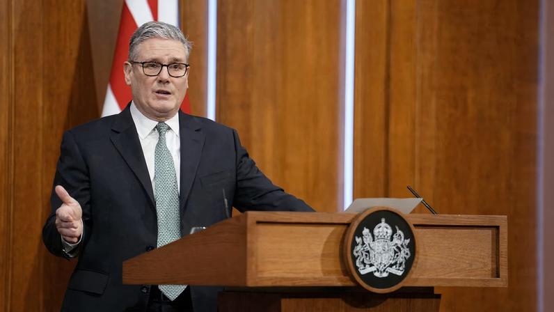 British Prime Minister Keir Starmer speaks to the media in the briefing room of 9 Downing Street in central London, Britain, after U.S. president Donald Trump's threats to ramp up tariffs until a deal is reached for the U.S. to buy Greenland. Picture date: Monday January 19, 2026. Jordan Pettitt/Pool via REUTERS
